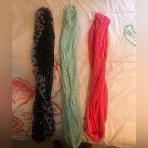 Infinity scarfs